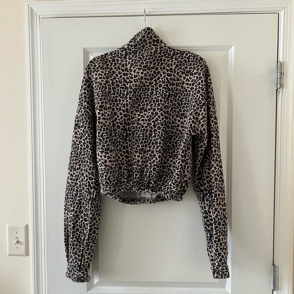 Pretty Little Thing Cropped Half Zip Size Large - Picture 2 of 4